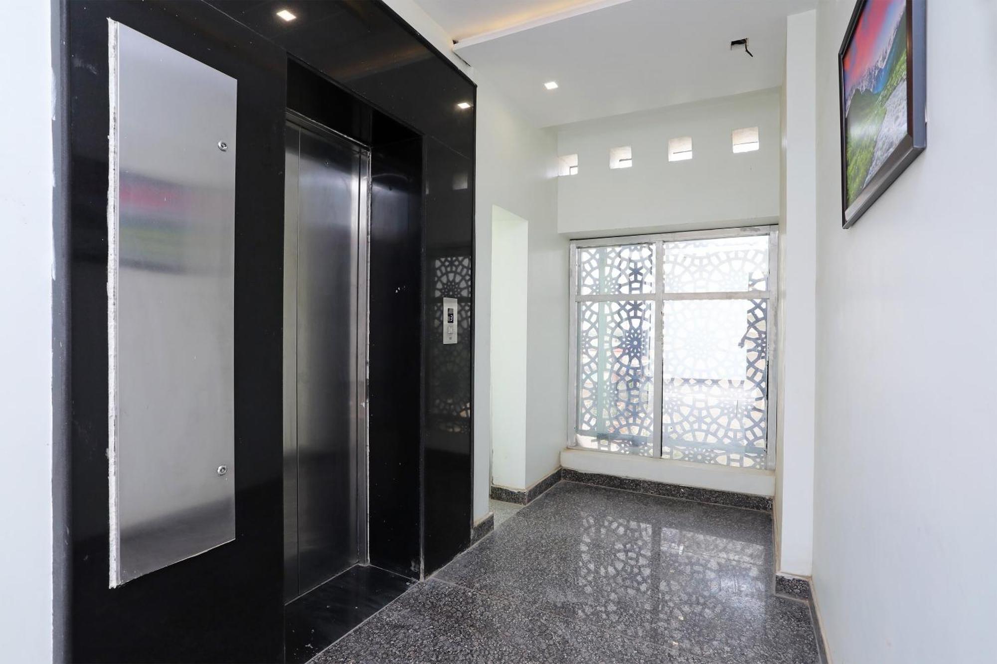 Oyo Hotel Vaishnavi Heritage Inn 阿格拉 外观 照片
